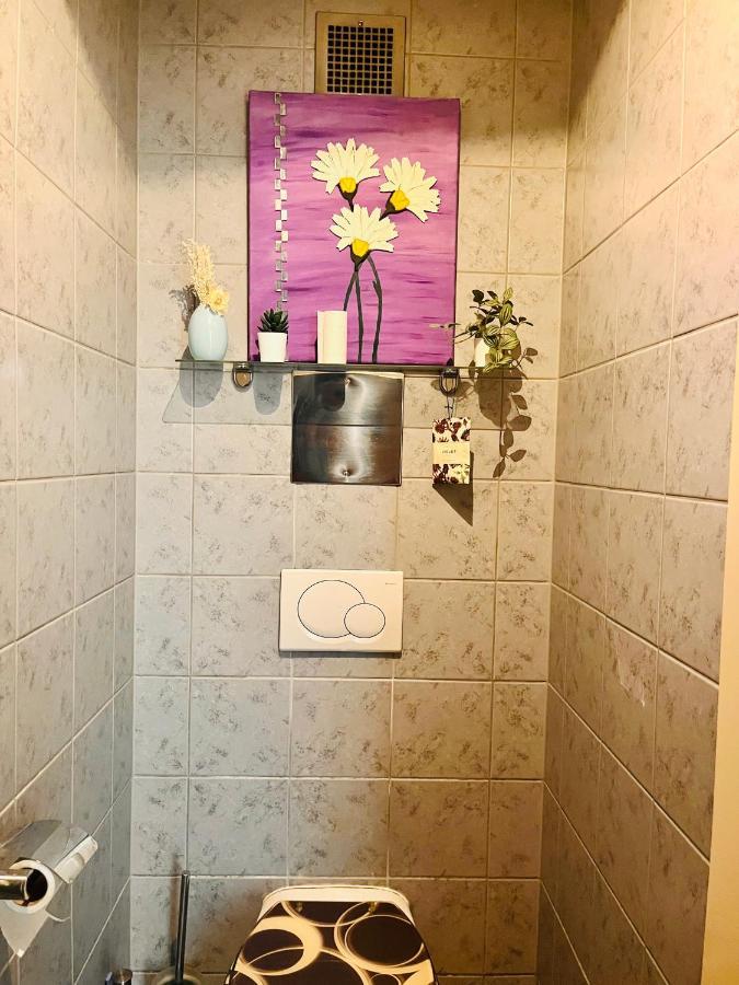 10 Min From U1 - Private In Shared Séjour chez l'habitant *