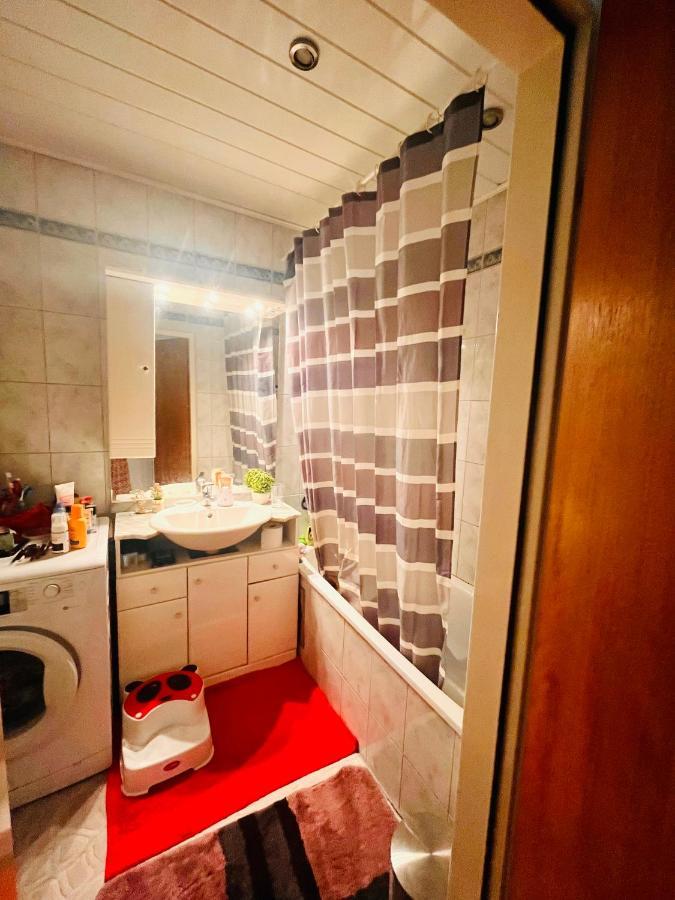 Séjour chez l'habitant 10 Min From U1 - Private In Shared Vienne